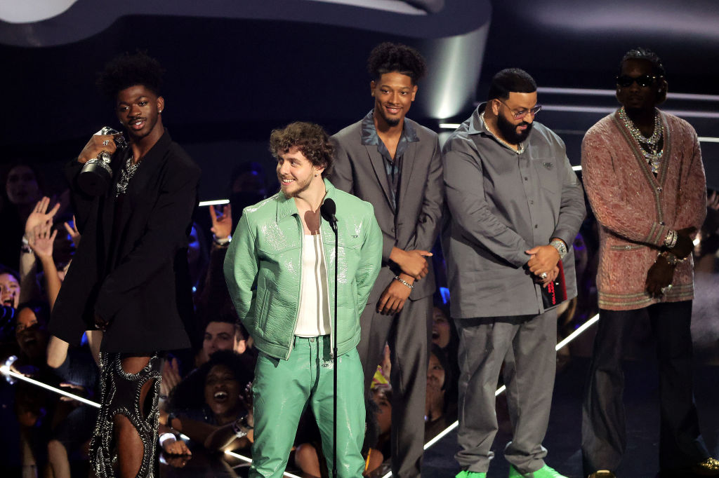 Here’s A Full List Of The 2022 MTV Video Music Award Winners ...